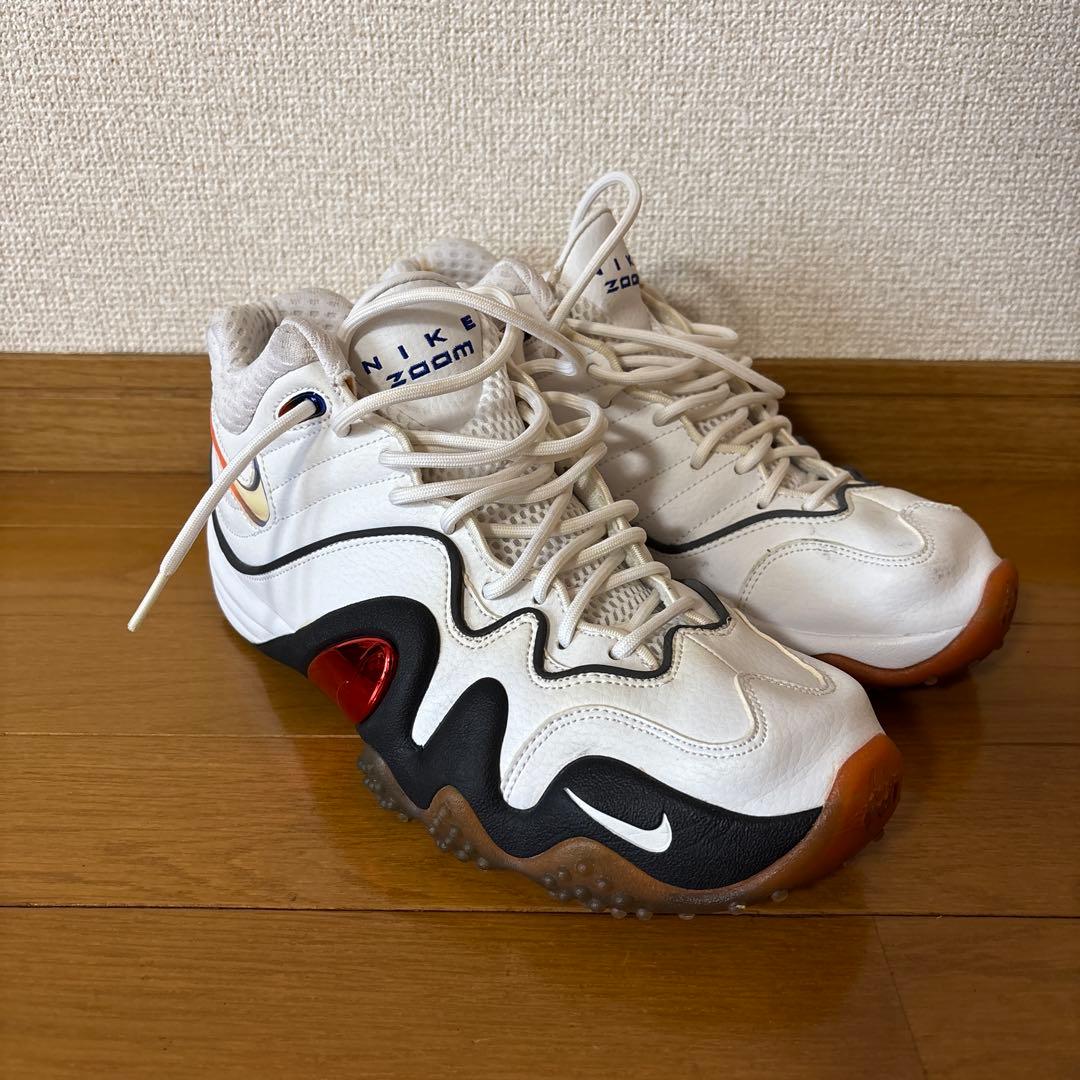 【iku】エアズームアップテンポ　バスケットボールシューズ