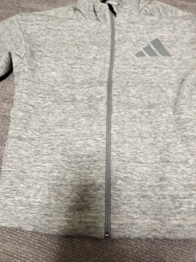 adidas メンズ Sサイズパーカー パンツ ジャージ 上下