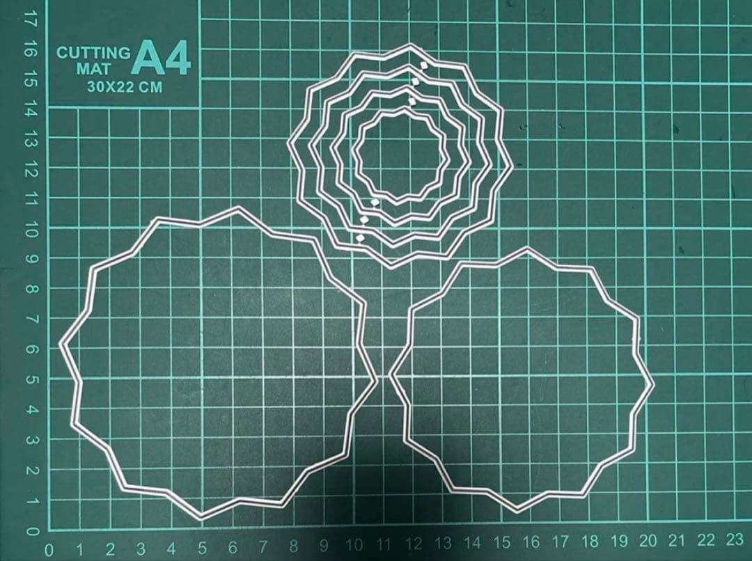 カッティングダイ（中古品）