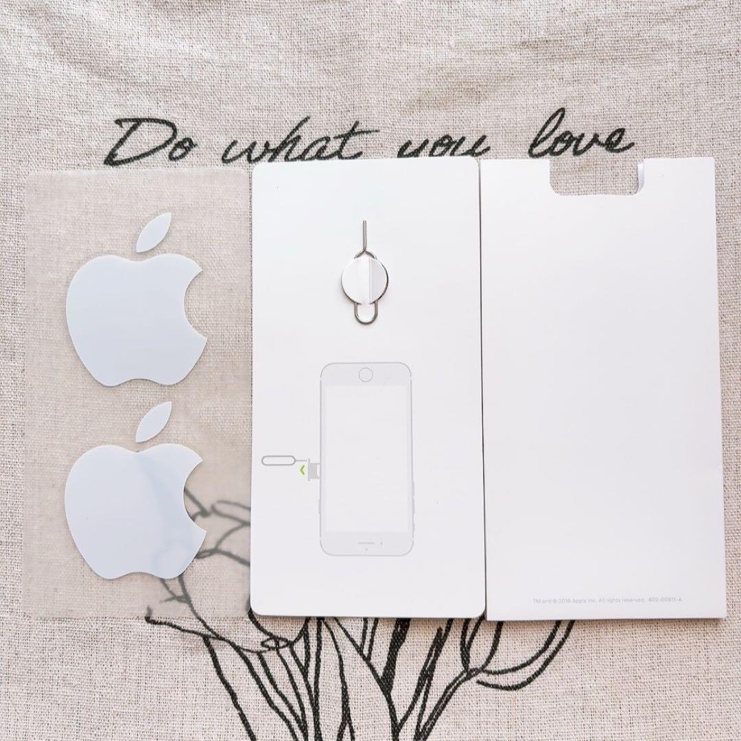 iPhone SE 第2世代 本体 充電器 イヤホン 64GB SIMフリー