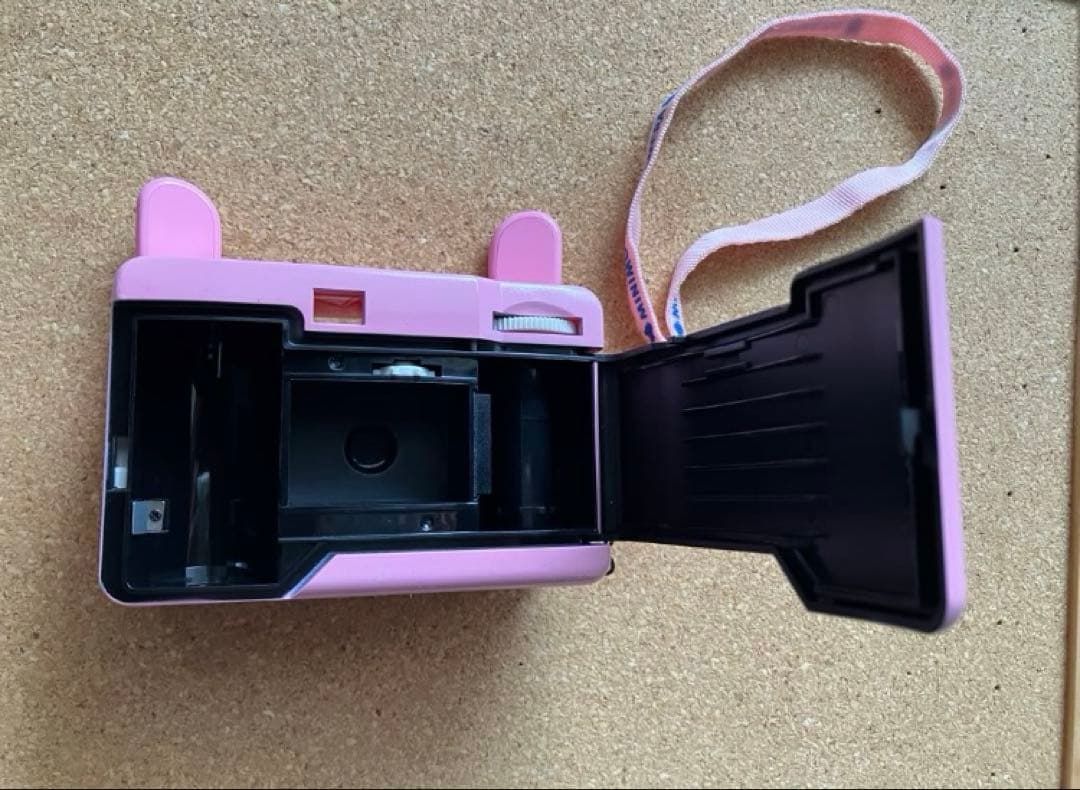 【新品未使用】【希少】ミニモちゃんカメラ フィルムカメラ　ミニモニ