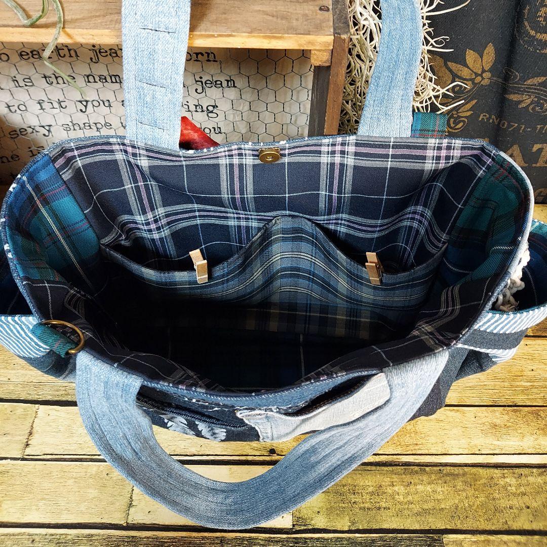 刺繍デニムバックNo.639　デニムリメイク　サイドポケット　チューリップバック