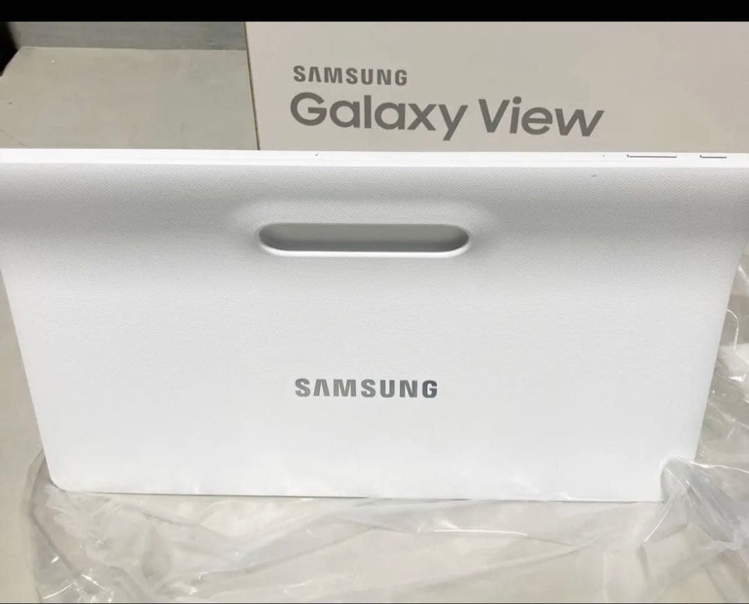 美品！Galaxy View 18.4 インチ 大型 タブレット SM-T670