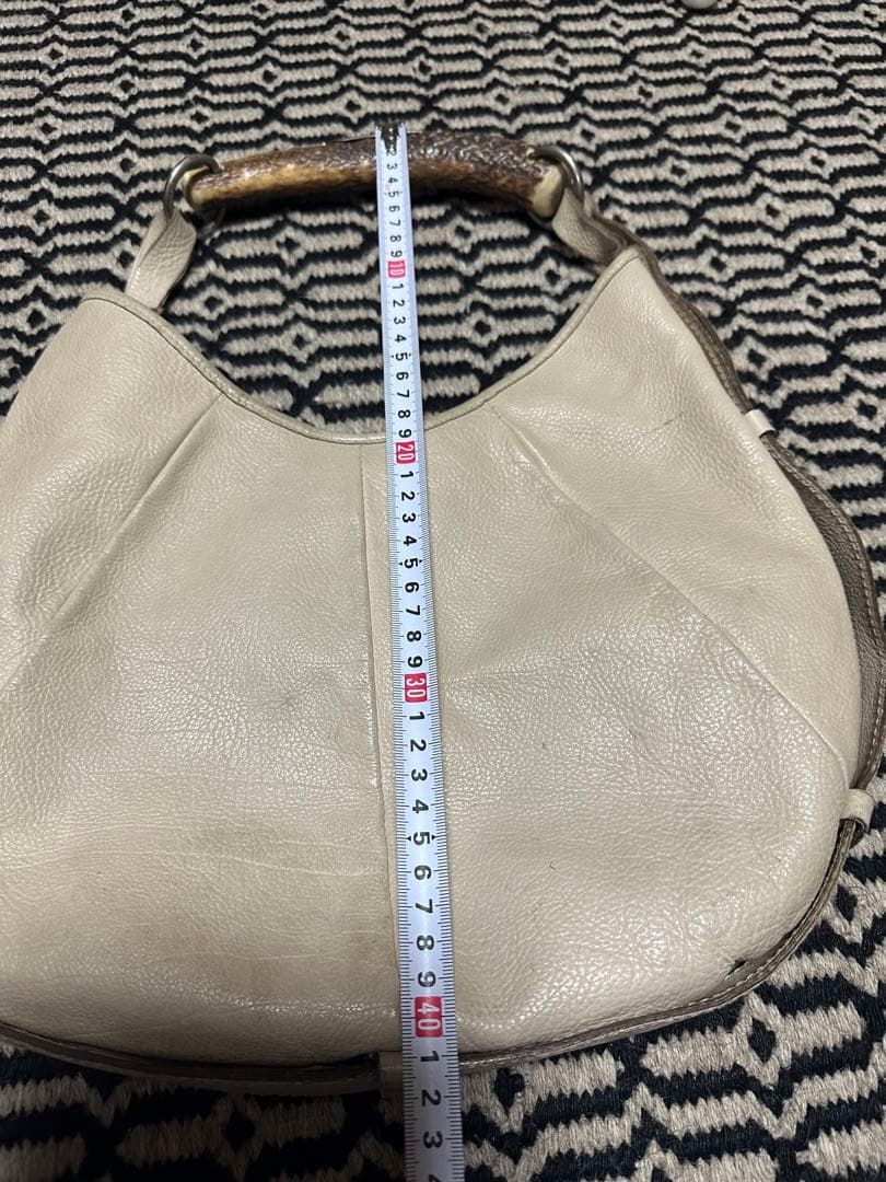 イブサンローランMOMBASAモンバサバッグベージュ革ショルダー希少トムフォード