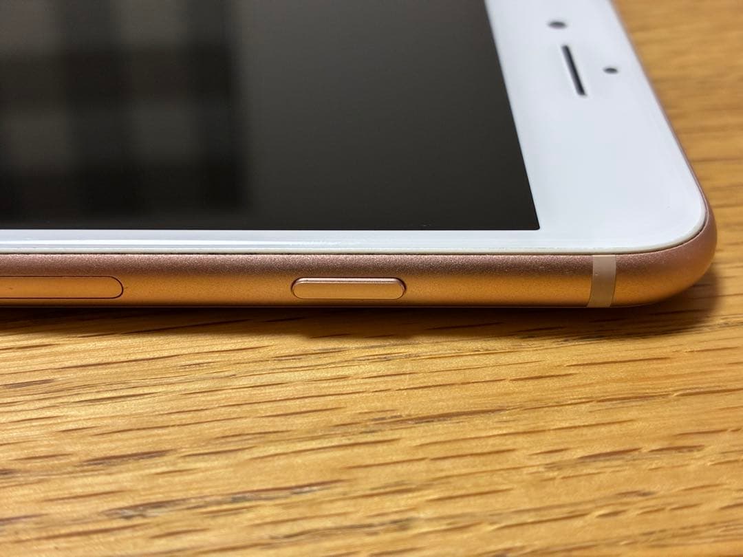 iPhone 8 Plus 64GB simフリー　箱付き　美品