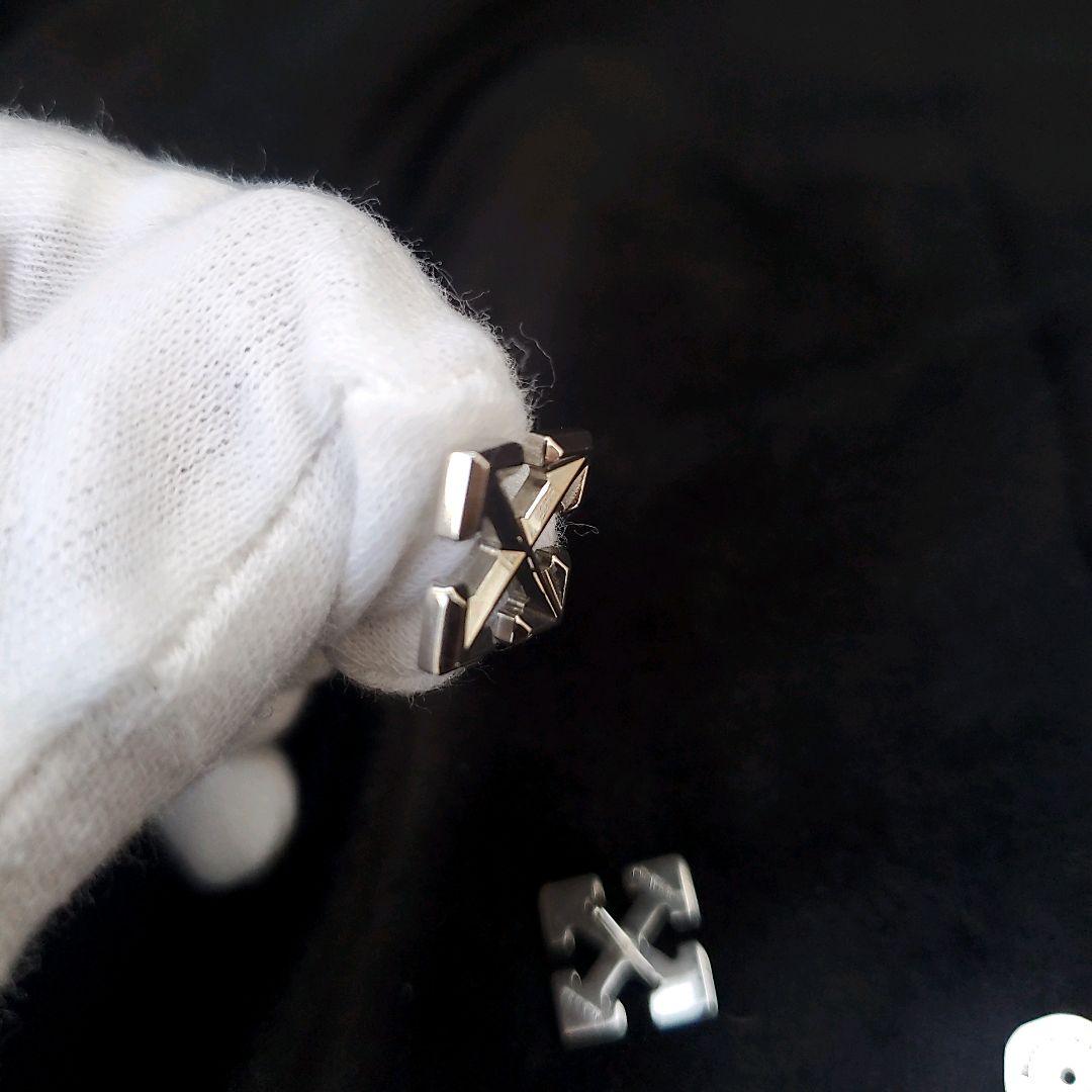 Off-White オフホワイト ピアス アローピアス 両耳 ユニセックス