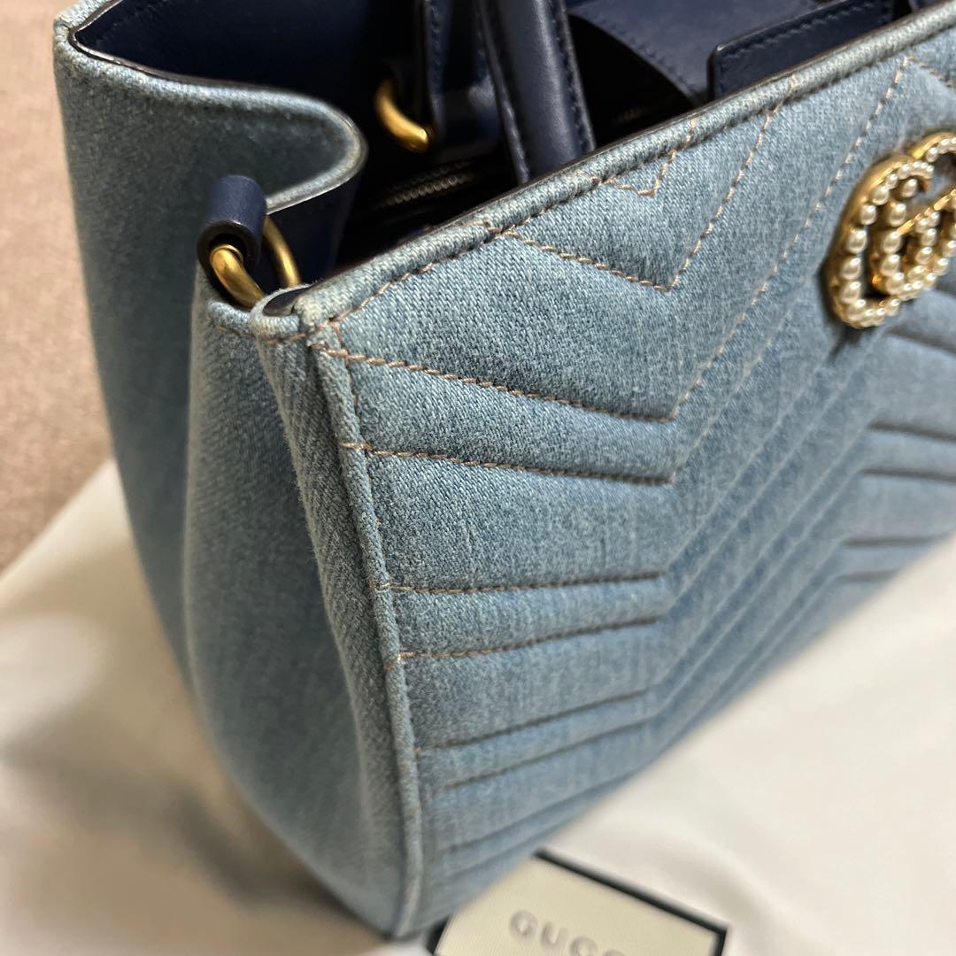 GUCCI デニムバッグ　ショルダーストラップ付き　パールCGマーモント