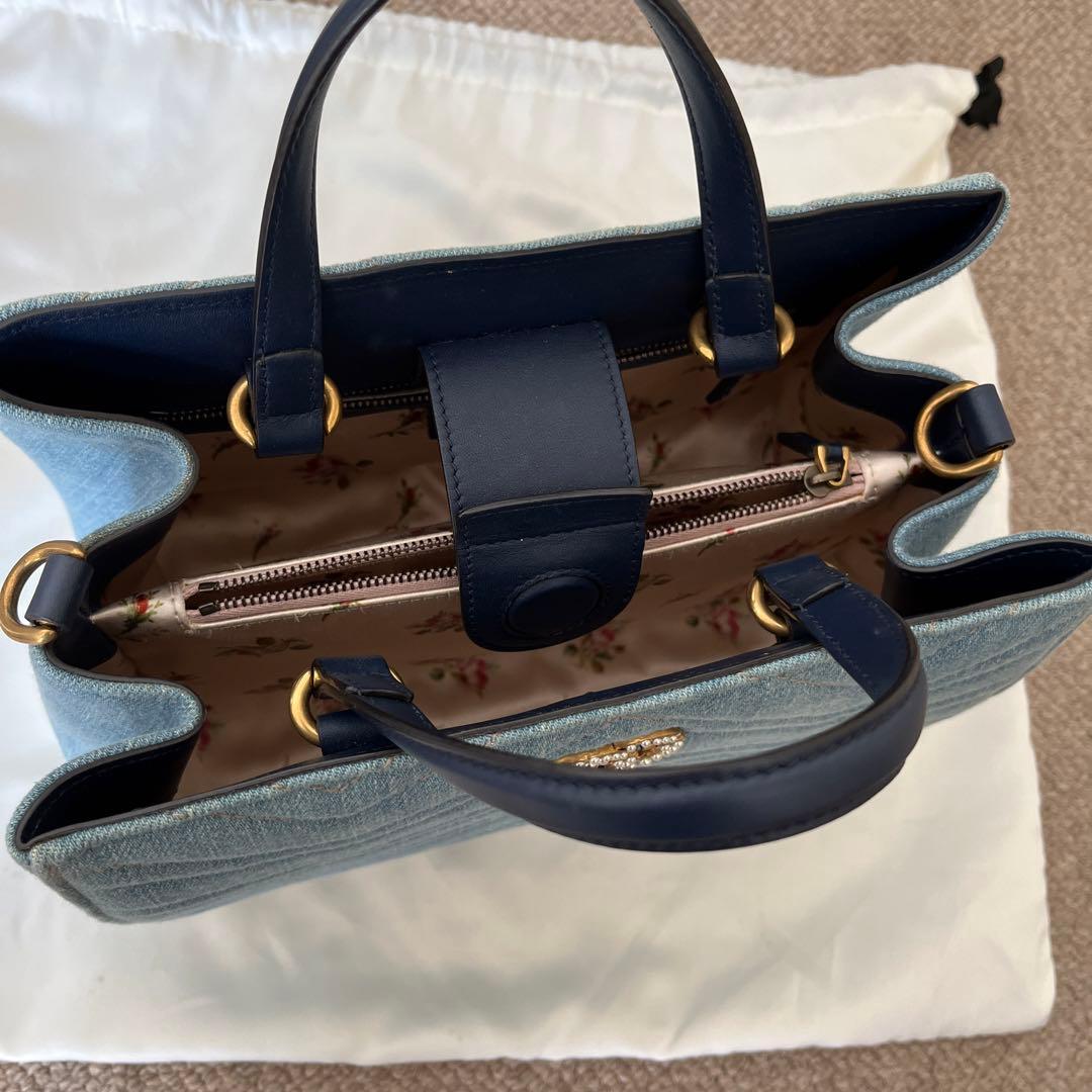 GUCCI デニムバッグ　ショルダーストラップ付き　パールCGマーモント