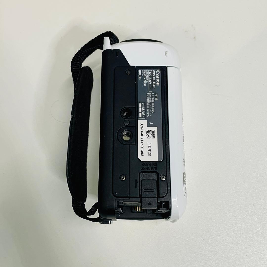 動作確認済み Canon iVIS HF R42 ビデオカメラバッテリーなし
