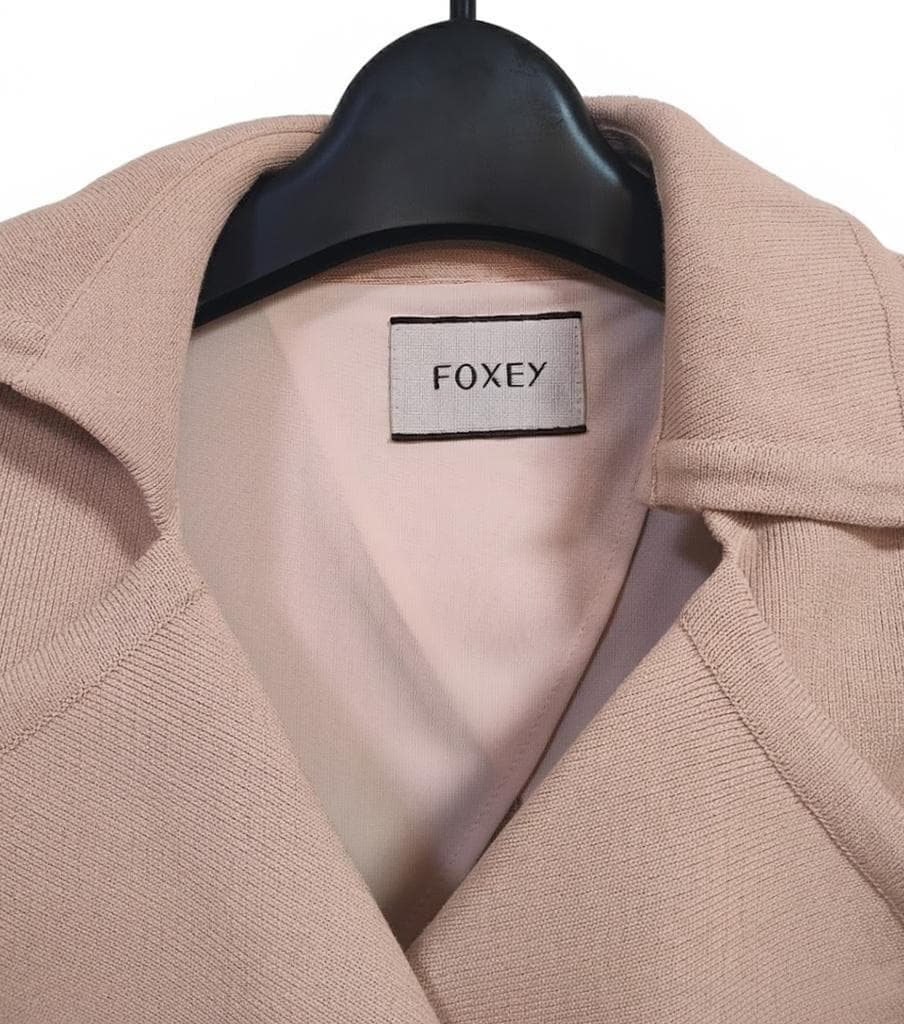 FOXEYフォクシー パール付 ショート ジャケット ピンクベージュ 38