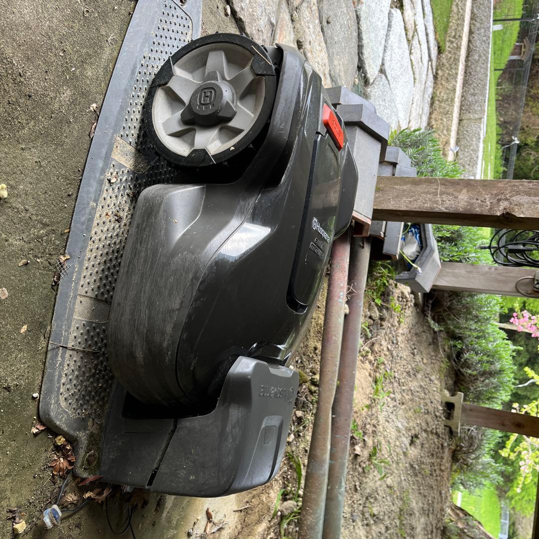 Husqvarna Automower 310 ロボット芝刈り機