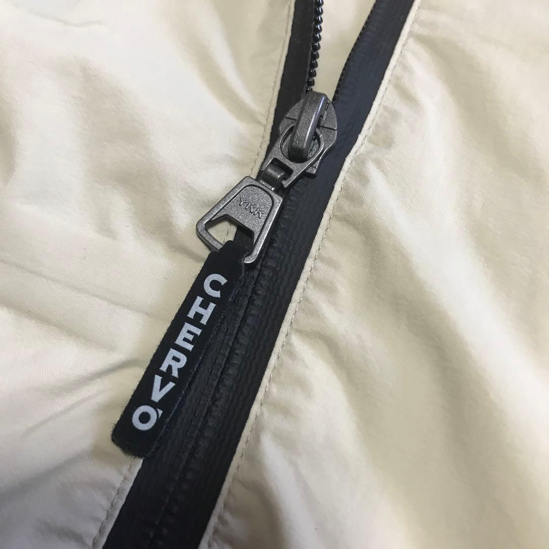 CHERVO ゴルフウエア　ベージュ　L 上下　セットアップ　防風　防水