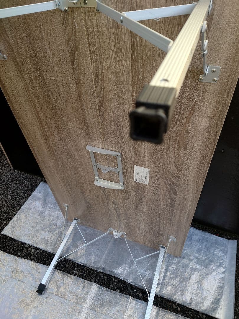 コールマンフォールディングリビングテーブル120