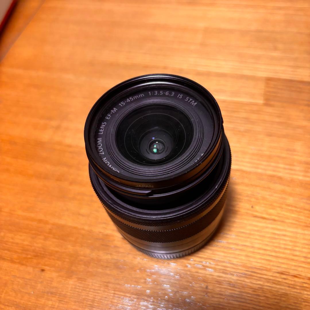 Canon EOS Kiss M ダブルズームキット ＋ おまけ付き