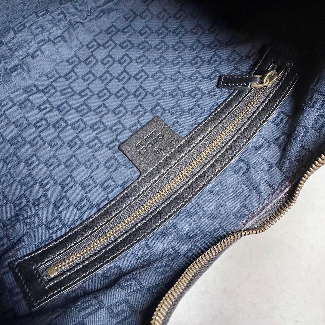 GUCCI ヴィンテージ レザー 編み込みハンドル ブラック ショルダーバッグ