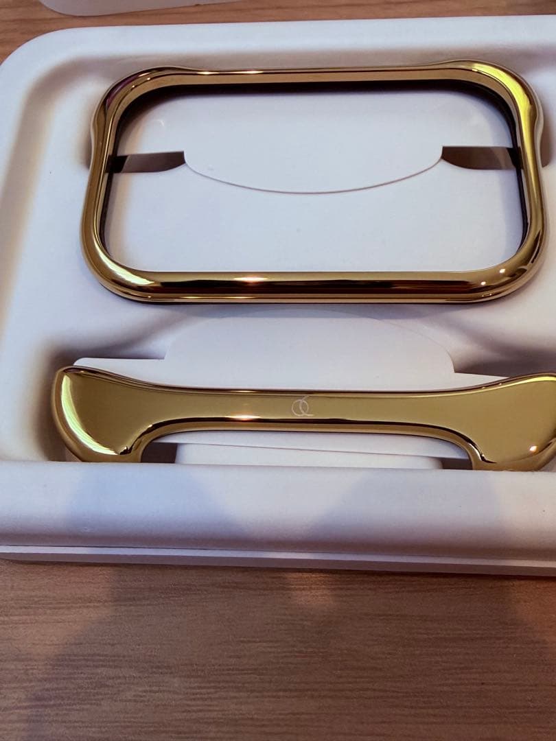 Arc Pulse ミラーゴールド　iPhone17promax専用　新品同様