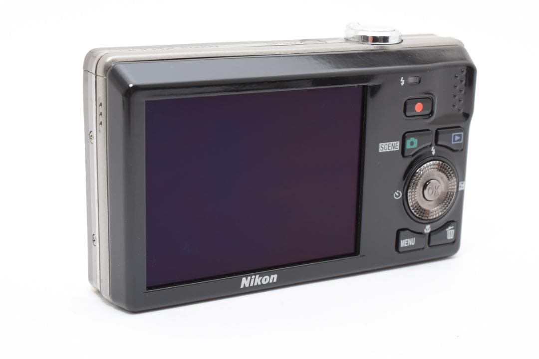 【極美品】Nikon COOLPIX S6000 シャンパンシルバー　動作確認済