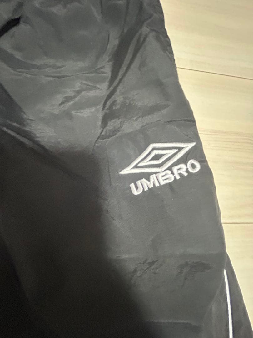 ジャケット・アウター supreme umbro track pant black