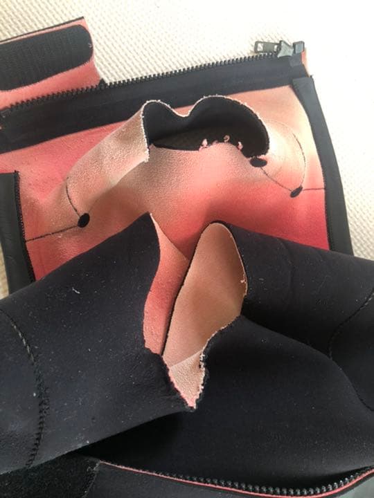 ウェットスーツ　3ミリ