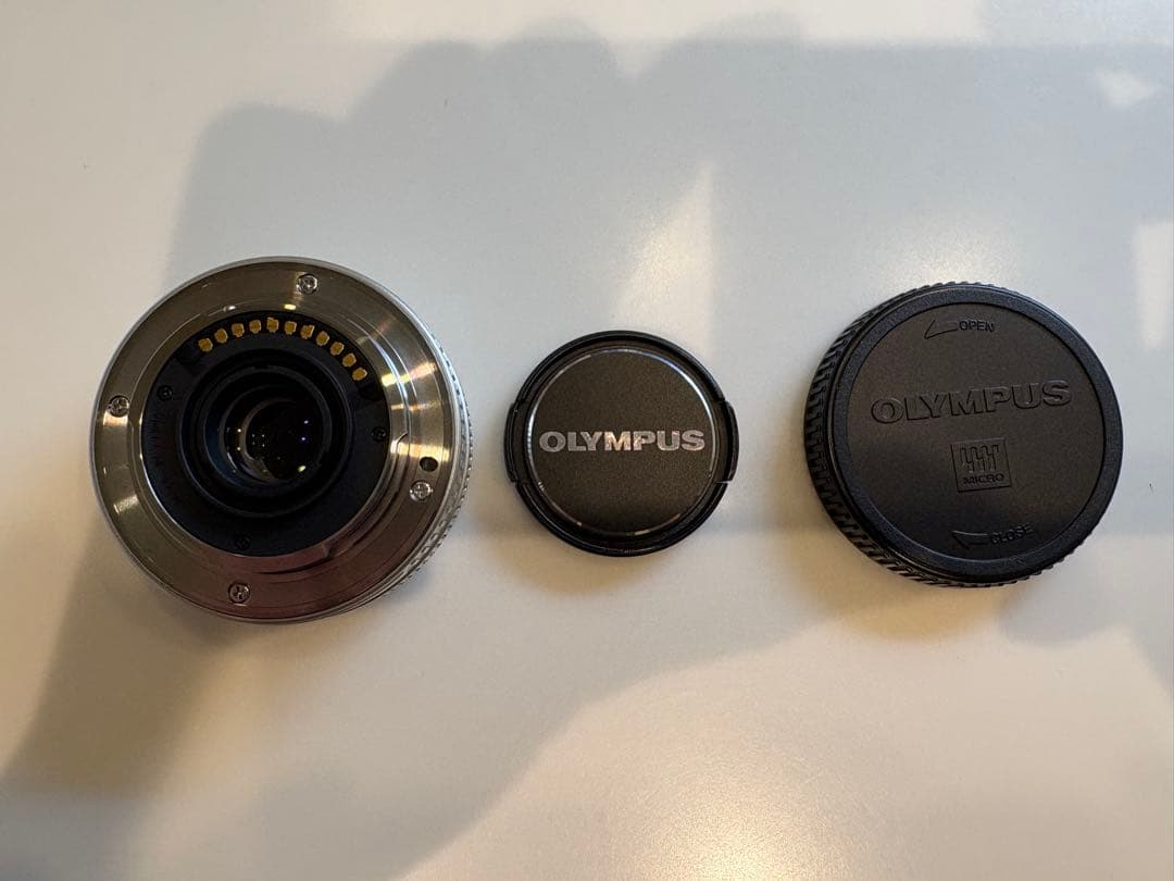 M.ZUIKO DIGITAL 17mm f/2.8 パンケーキレンズ