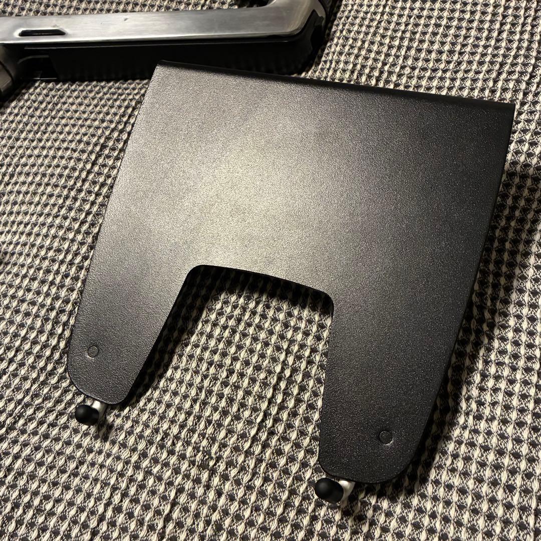 エルゴトロンLXモニターアーム＋PCトレイ