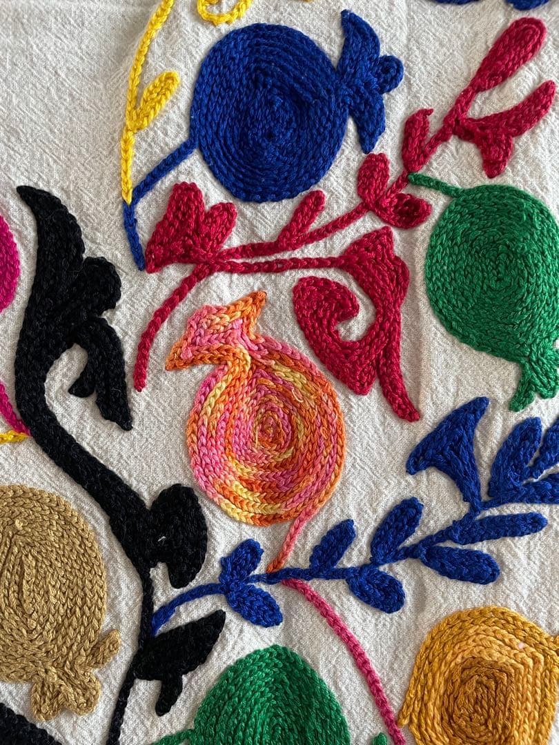 「最終価格」 スザニ刺繍　スザニ　手仕事　インド　一点もの　伝統工芸