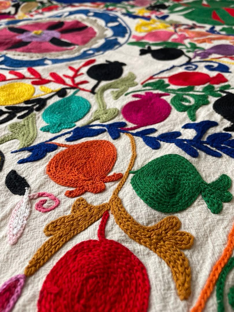 「最終価格」 スザニ刺繍　スザニ　手仕事　インド　一点もの　伝統工芸