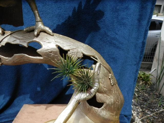 ゴールド松鷹（高47.5cm）鋳鉄製 鷹の置物14.6kg