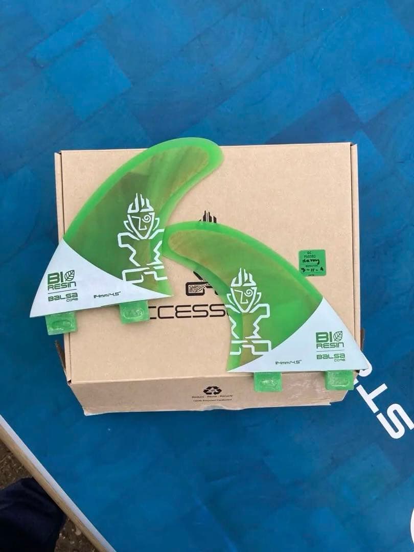 美品Starboard SUP Pro 7’0” x 24”（66L）2019