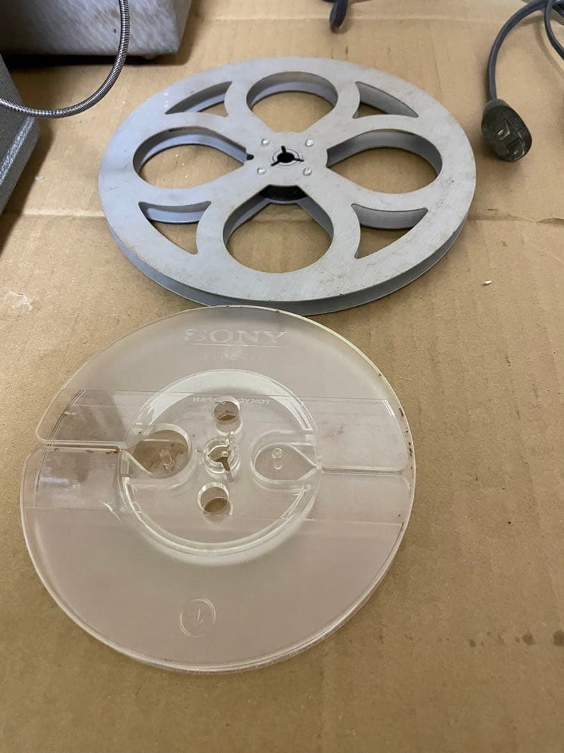 ELMO E-80 8㎜ プロジェクター 映写機【ジャンク品】