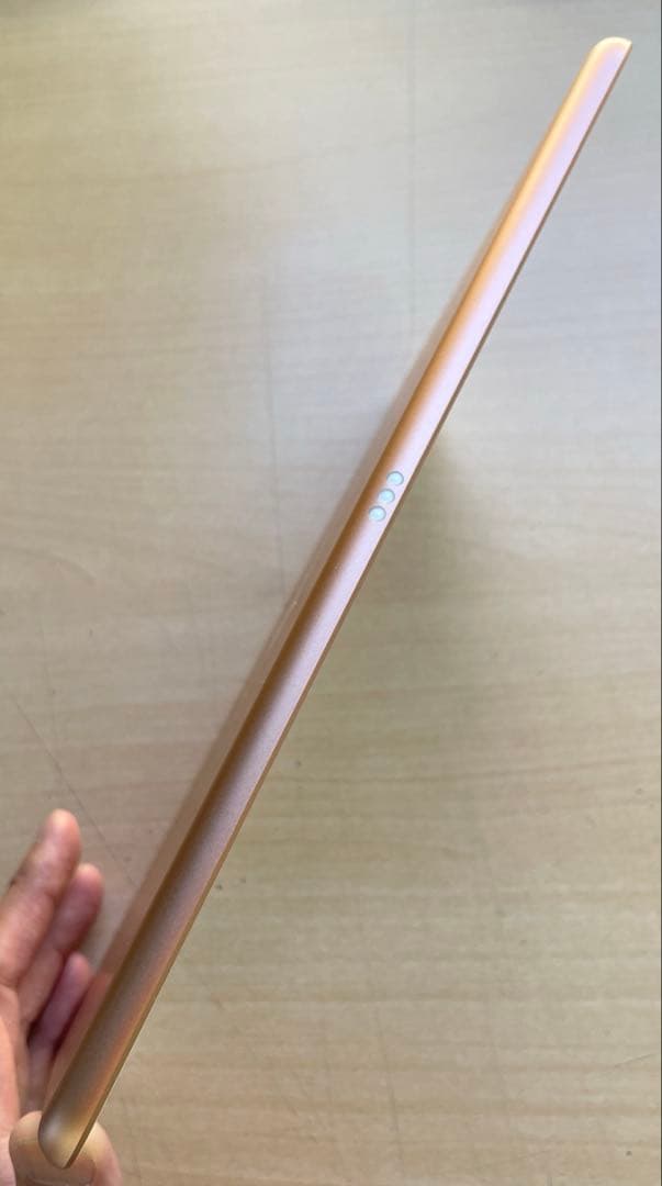 iPad 第7世代　A2197 Wi-Fi　ゴールド　128GB 超美品　#2