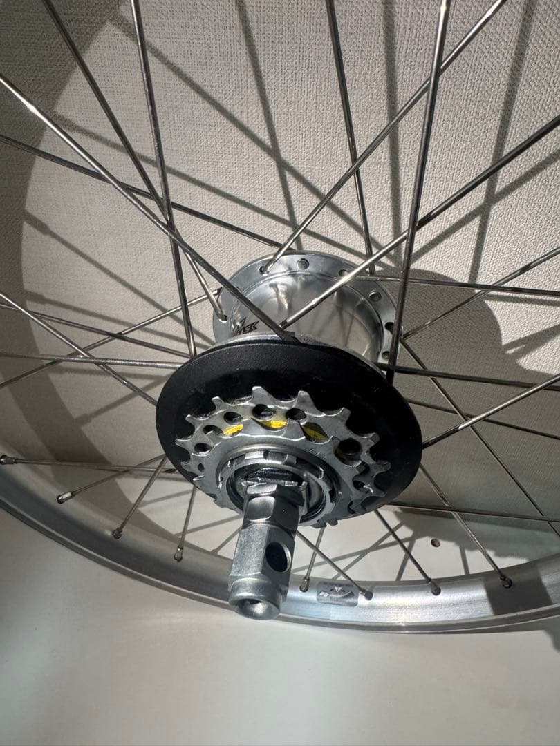 ブロンプトン　純正ホイール６速用