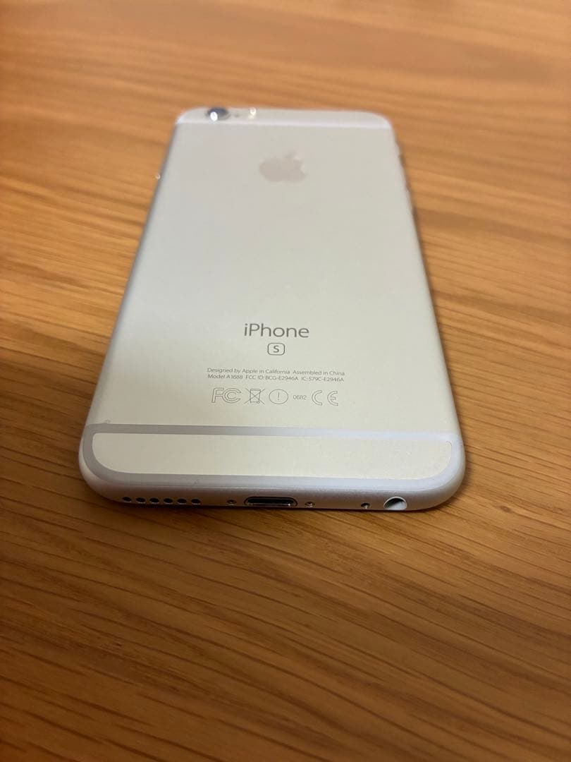 iPhone6s 本体 64GB 美品 MKQP2J/A バッテリー100%