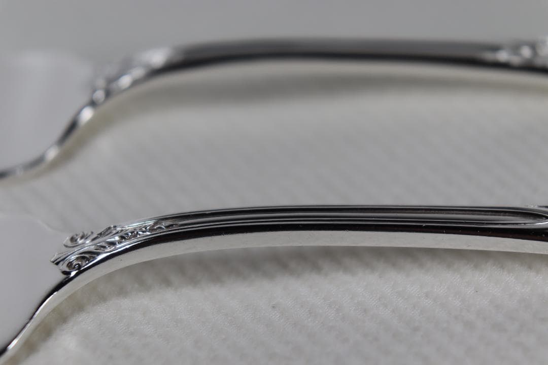 アメリカ■ウォレス■デザートフォーク２本組■非常に優雅なローズポイント・パターン