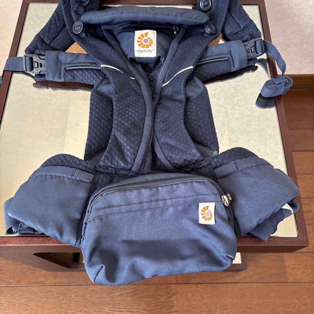 【良品】エルゴベビー オムニブリーズ ネイビー 抱っこ紐