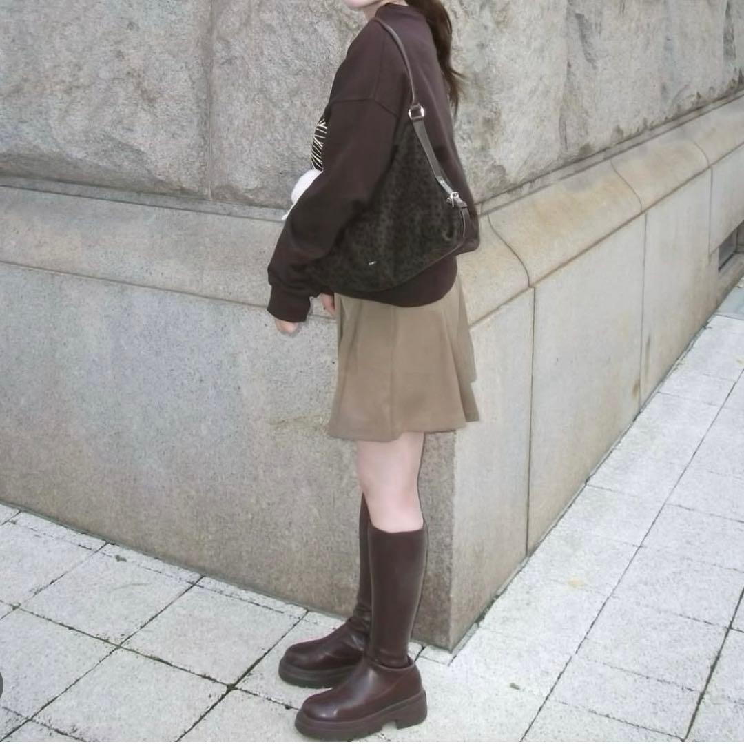 乃木坂46 川﨑桜着用 Mardi Mercredi マルディ 刺繍スウェット