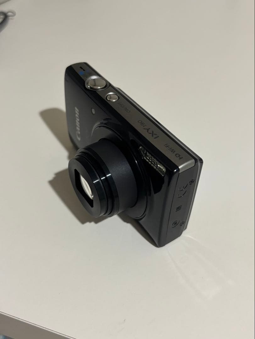 ✨美品✨CANON キャノン　デジカメ　IXY190 ブラック　付属セット付き