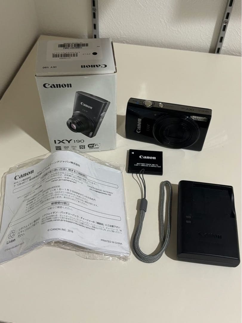 ✨美品✨CANON キャノン　デジカメ　IXY190 ブラック　付属セット付き