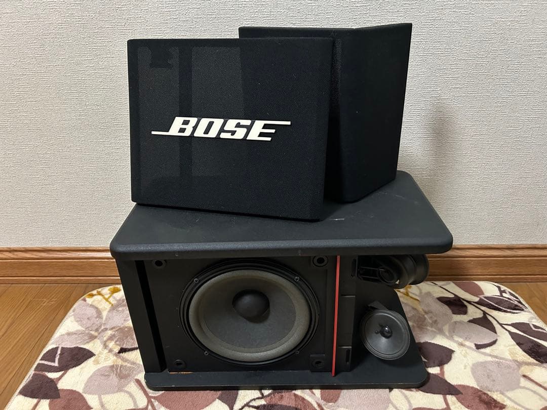 BOSE 301-AV MONITOR　スピーカー　ペアセット