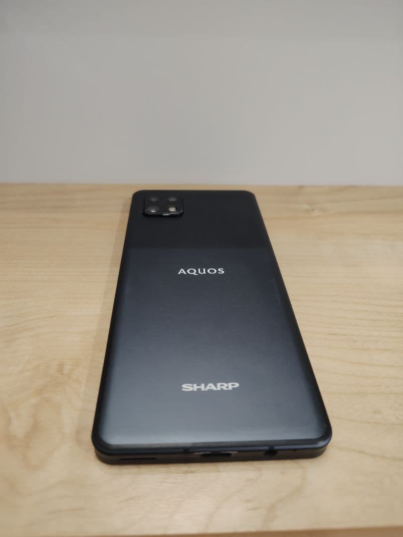 AQUOS　Sense6 スマートフォン 本体