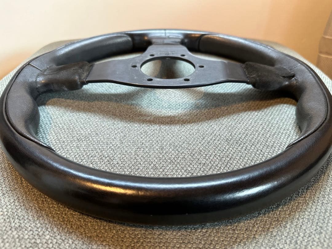 パーソナル製 PERONAl ハンドル 35パイ イタリア製 Momo