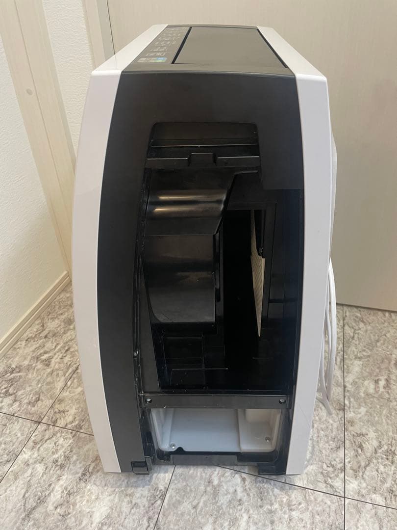 Emi ちゃん☺️ さん専用　2022年製 除加湿空気清浄機　KC-HD70-W