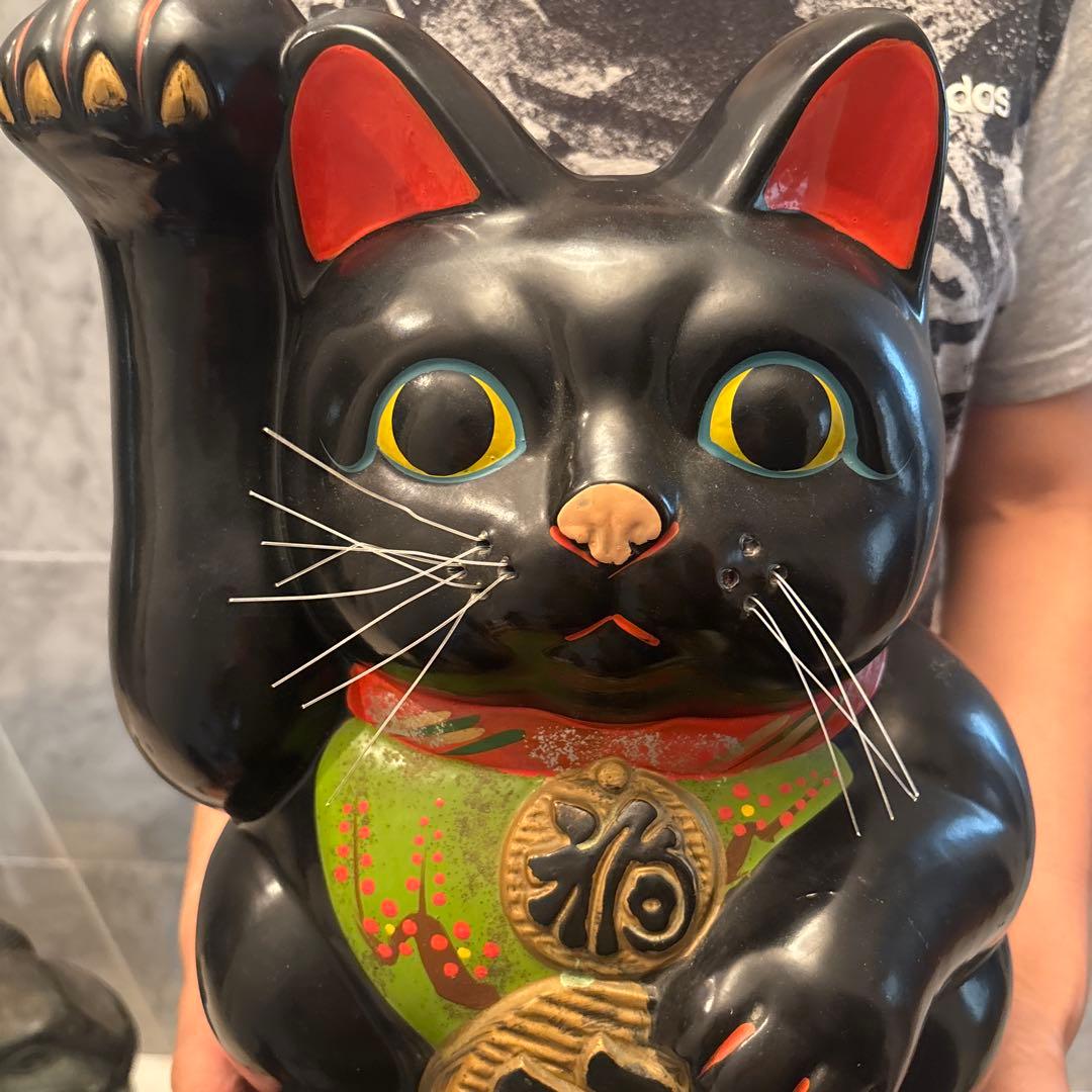 1950-60年代　瞳が美しく雰囲気抜群のふくよかな体型が可愛い特大招き猫