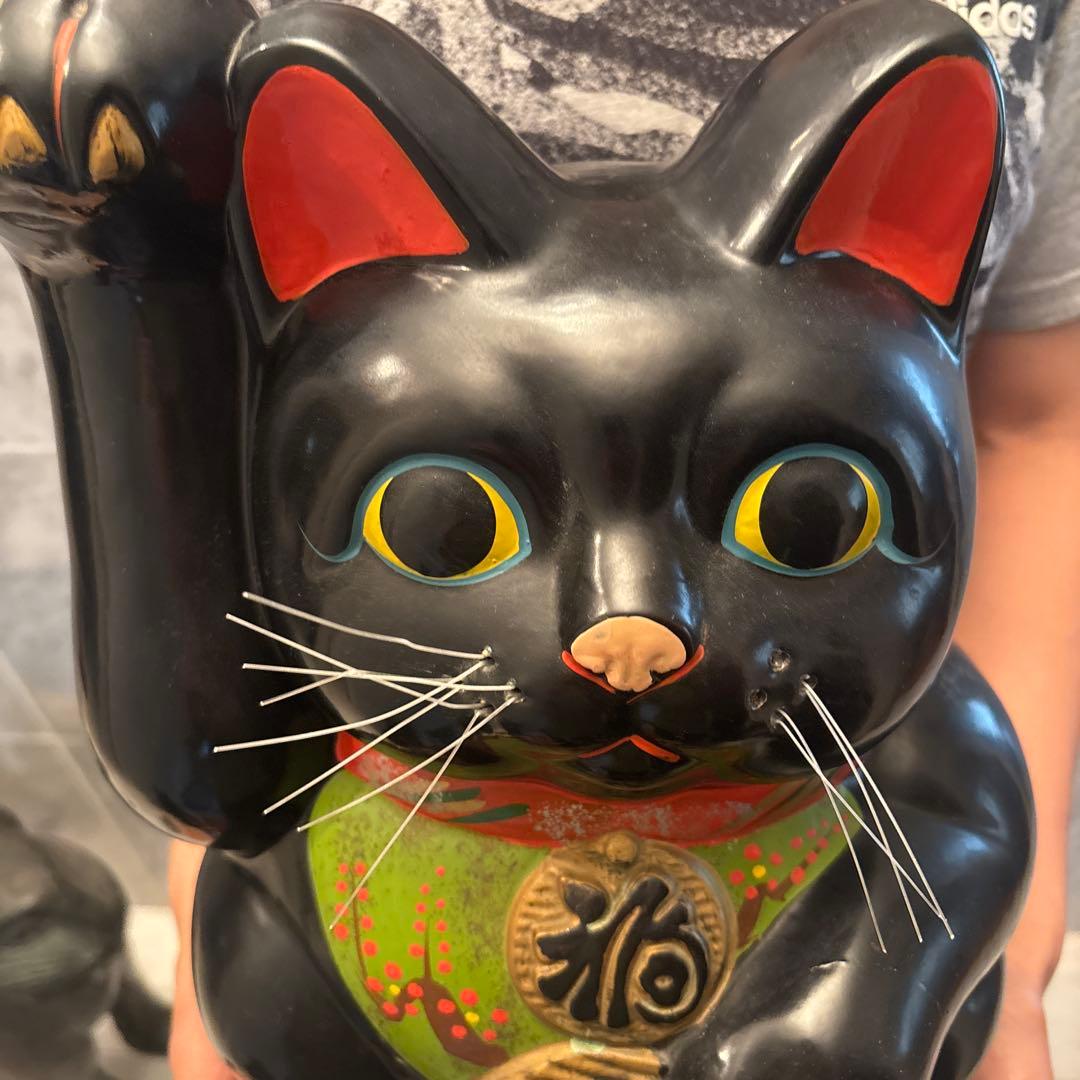 1950-60年代　瞳が美しく雰囲気抜群のふくよかな体型が可愛い特大招き猫