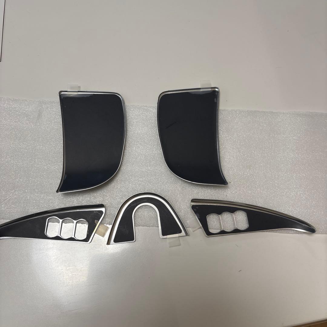 鴨*ん様 バイク 外装トリムパネル グロスブラック