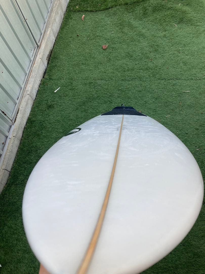 シャープアイサーフボード　インフェルノ72