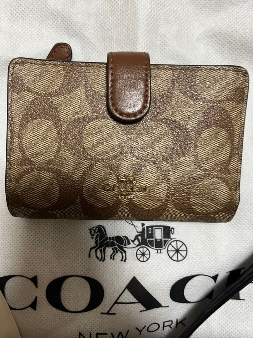 COACH ベージュ ショルダーバッグ 2点セット折り財布