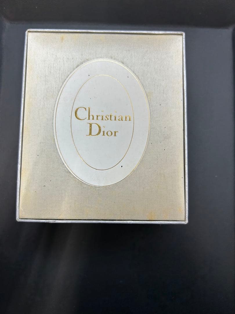 Christian Dior ゴールドブローチ 箱付き おまけロゴブローチ付き