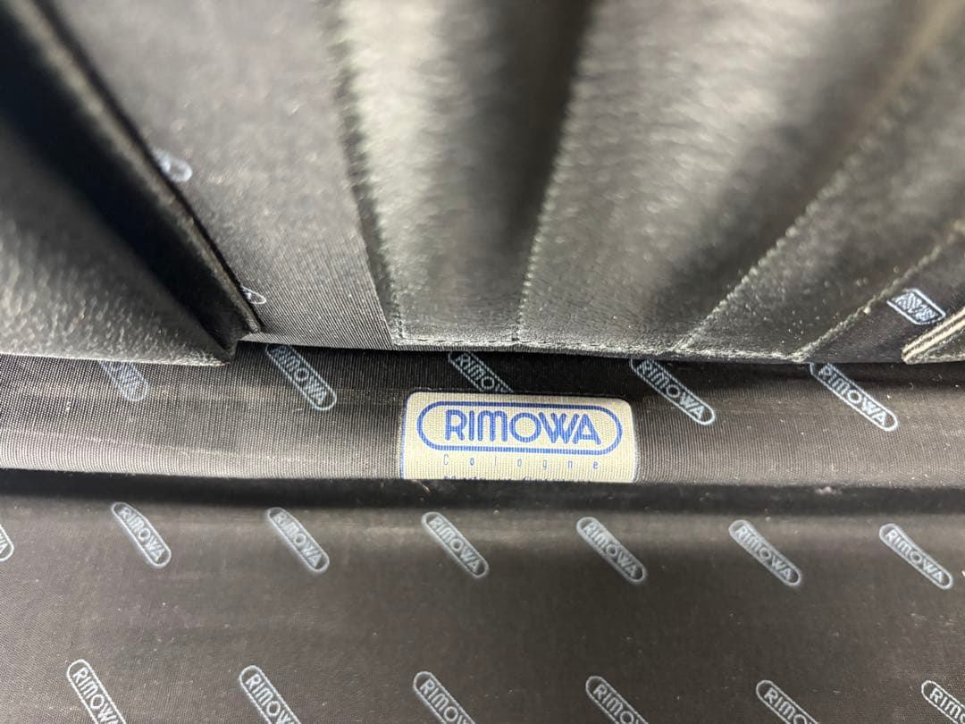 RIMOWA リモワ アタッシュケース バッグ　ポリカーボネート グリーン