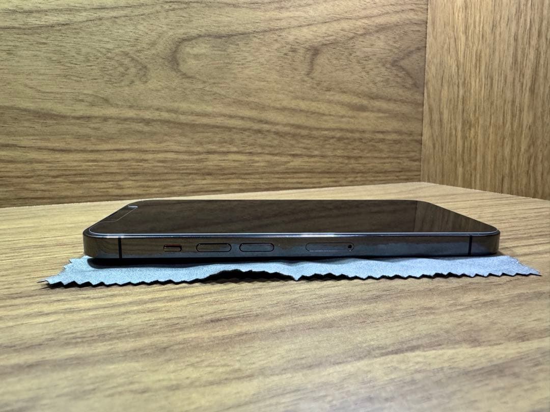 Apple iPhone13 pro 128GB 白ロム 楽天モバイル